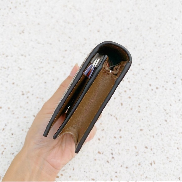 NWT Authentic Gucci Leather Flap Cover Mini Wallet - Picture 2 of 7